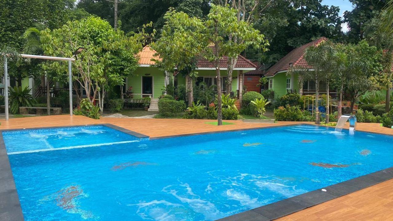 Somrudee Resort Nakhon Nayok Εξωτερικό φωτογραφία